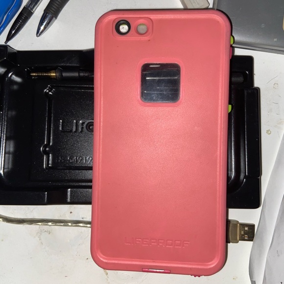 Iphone 6/6s Plus Cases - Picture 2 of 3